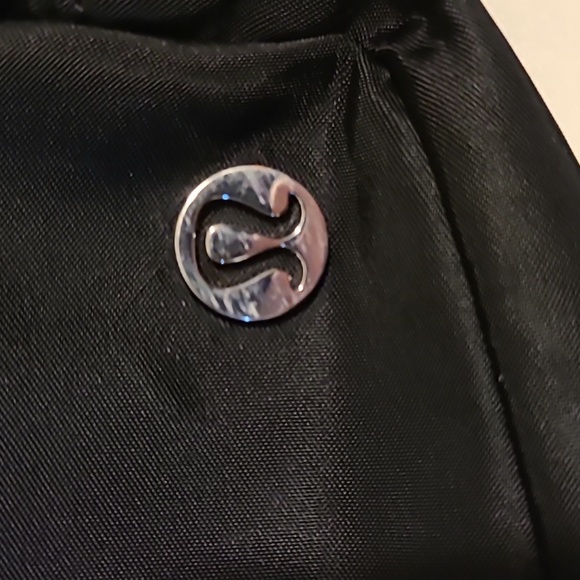 Everywhere Belt Bag Black Lululemon Adjustable Zippers Crossbody Waist - Picture 12 of 12